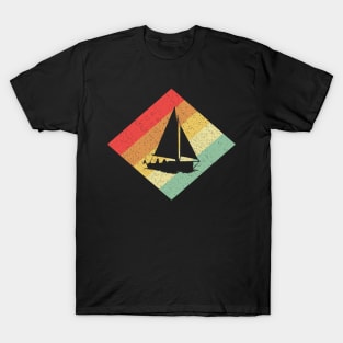 Retro Vintage 80s Sailing Gift For Sailors and Skippers T-Shirt